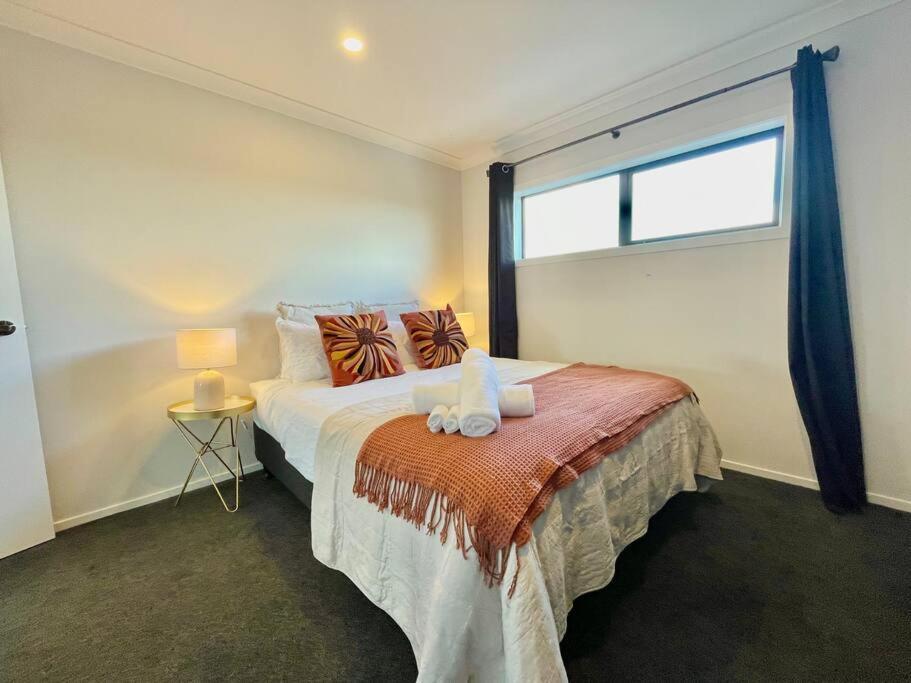 המילטון Morden Spacious New House מראה חיצוני תמונה