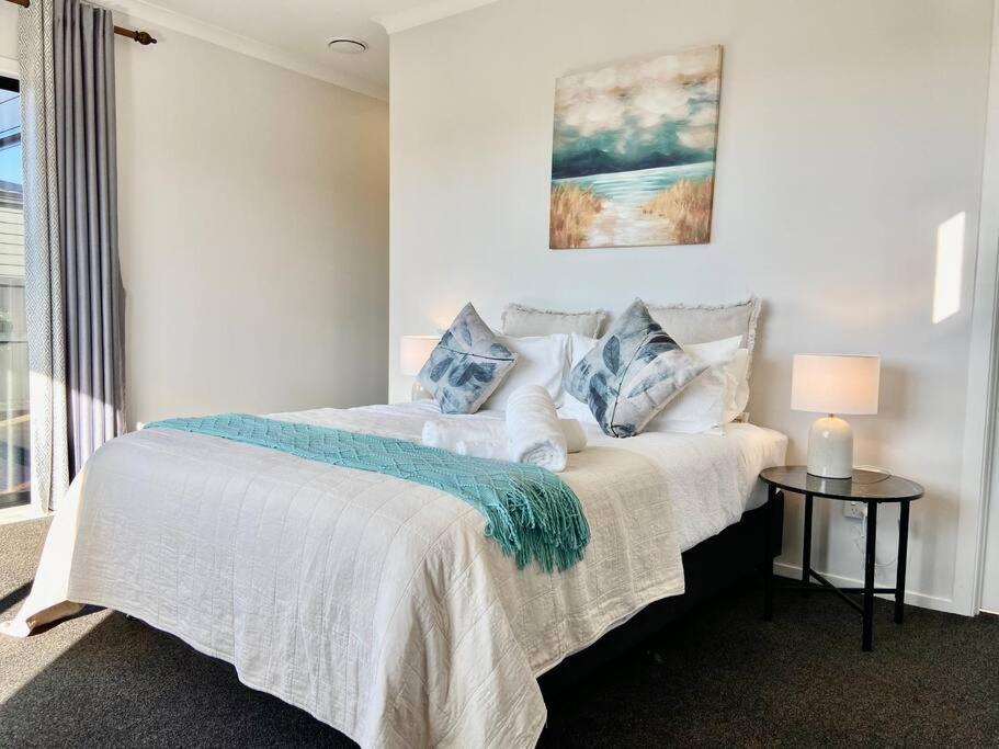 המילטון Morden Spacious New House מראה חיצוני תמונה